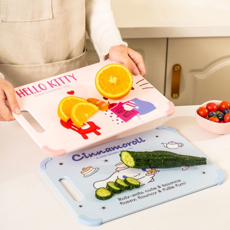 Sanrio Hello Kitty Baby Cuttin - огляд і ціна Baby Food In Japan